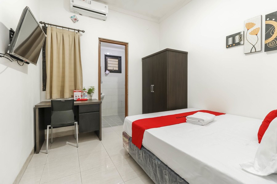 Cozzy Residence Muwardi Jakarta Deluxe Room