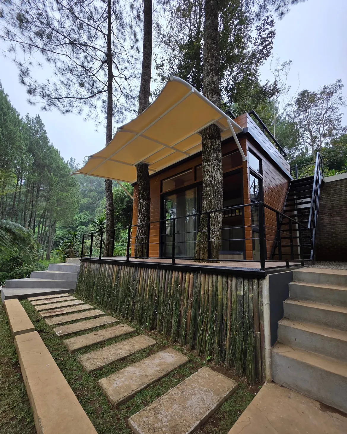 Cabin Harmoni Ruang Rindu