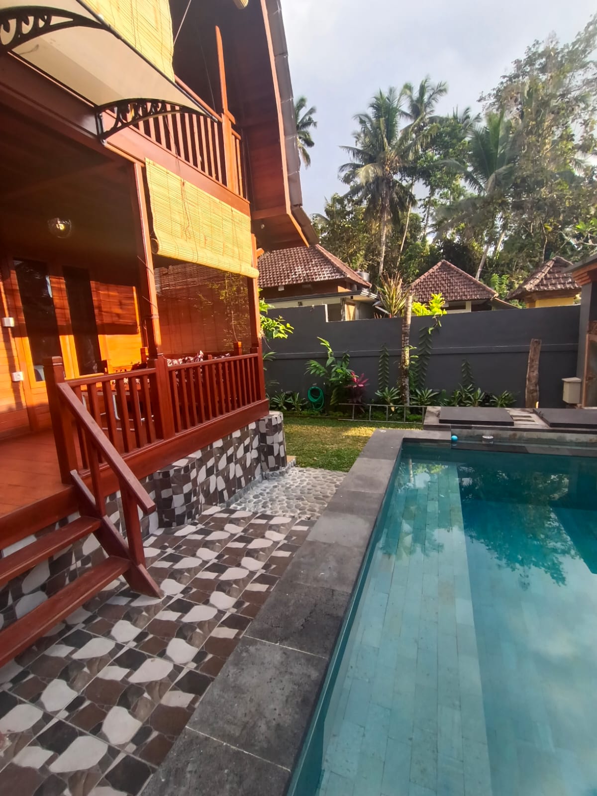 Ari Lumbung Villa